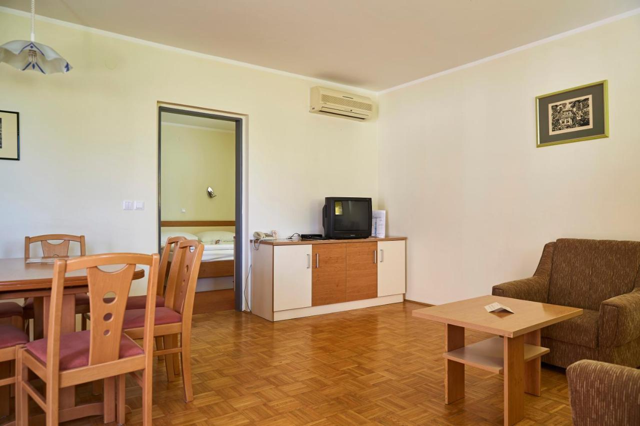 Thermal Apartments Lendava Bagian luar foto