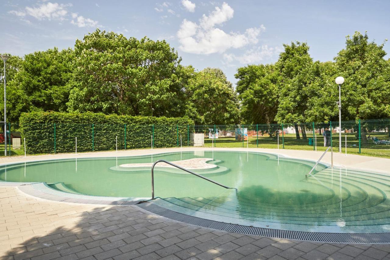 Thermal Apartments Lendava Bagian luar foto